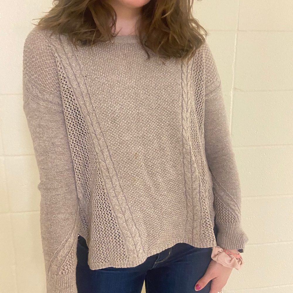 American Eagle Sweater